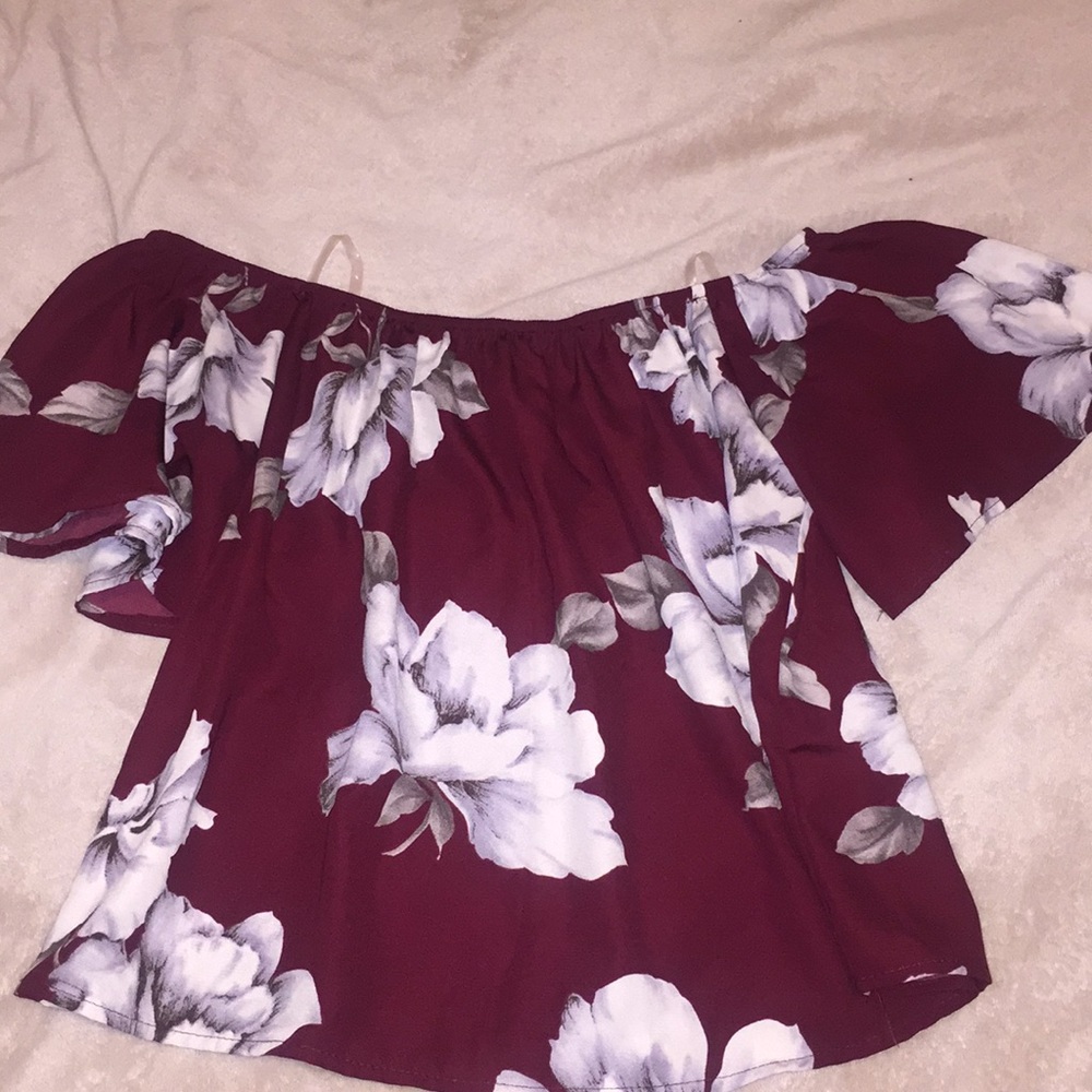FLORAL OFF THE SHOULDER TOP!